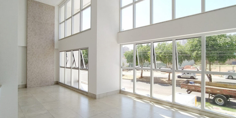 Imóvel com 3 Quartos à Venda,  em Vila Rosa - Goiânia