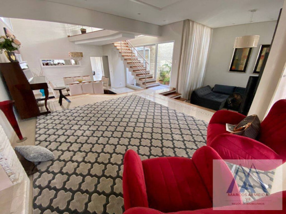 Imagem Casa com 3 Quartos à Venda, 340 m² em Vila Oliveira - Mogi Das Cruzes Imagem Casa com 3 Quartos à Venda, 340 m² em Vila Oliveira - Mogi Das Cruzes
