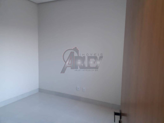 Imagem Casa com 3 Quartos à Venda, em Planalto - Montes Claros Imagem Casa com 3 Quartos à Venda, em Planalto - Montes Claros