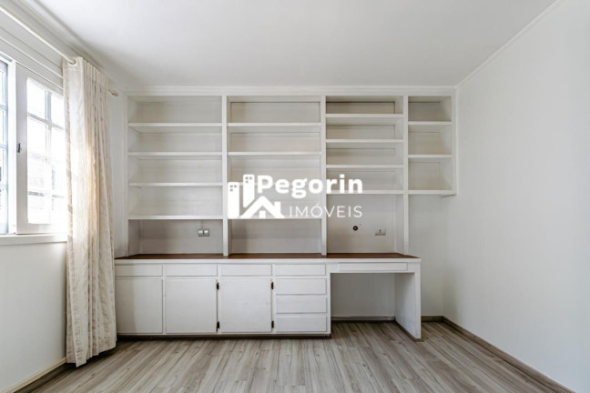 Imagem Casa com 4 Quartos à Venda, 344 m² em Centro - Pinhais