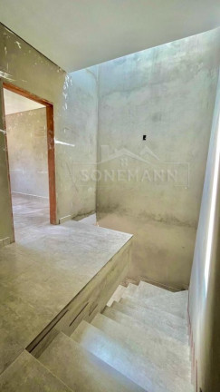 Imagem Casa com 3 Quartos à Venda, 160 m² em Córrego Grande - Florianópolis