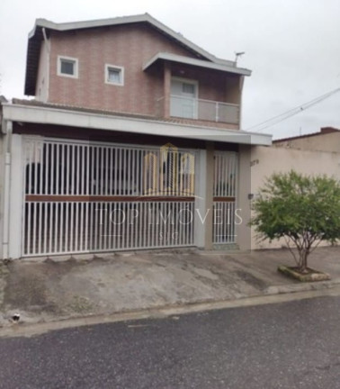 Sobrado com 4 Quartos à Venda, 250 m² em Villa Branca - Jacareí