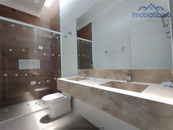 Imagem Casa de Condomínio com 4 Quartos à Venda, 1.041 m² em Centro - Piracaia