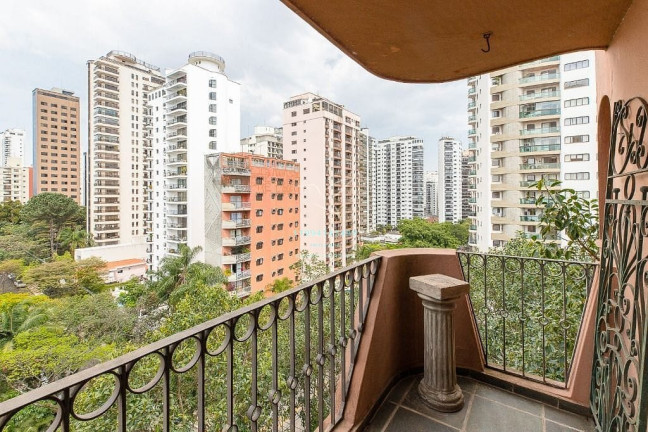 Imagem Apartamento com 3 Quartos à Venda, 210 m² em Moema - São Paulo