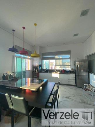 Imagem Apartamento com 4 Quartos à Venda, 280 m² em Centro - Balneário Camboriú