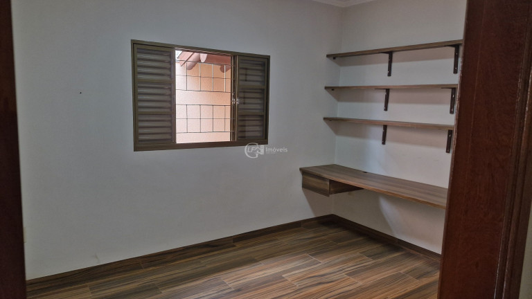 Imagem Casa com 3 Quartos à Venda, 182 m² em Vila Santa Luzia - Campo Grande Imagem Casa com 3 Quartos à Venda, 182 m² em Vila Santa Luzia - Campo Grande