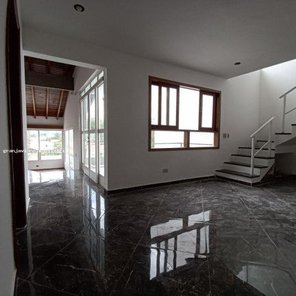 Imagem Casa à Venda, em São Paulo 2 - Cotia Imagem Casa à Venda, em São Paulo 2 - Cotia
