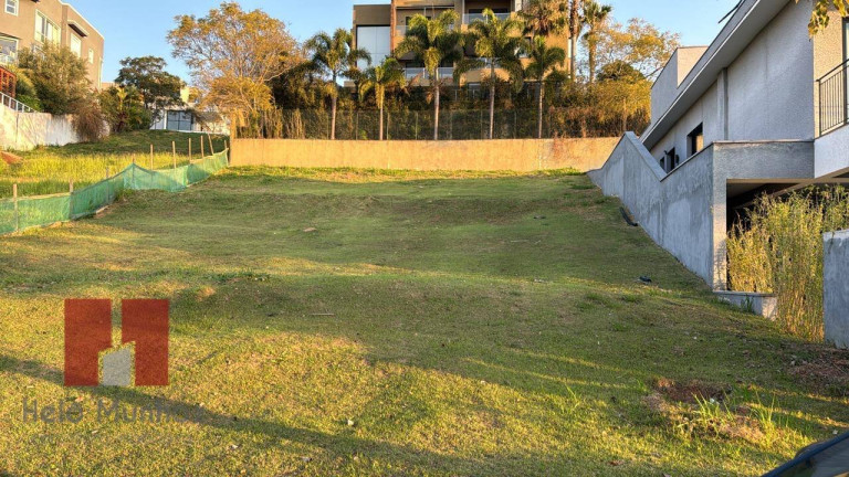 Terreno em Condomínio à Venda,  em Alphaville - Santana De Parnaíba