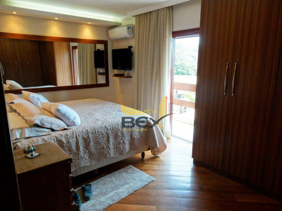 Imagem Casa com 5 Quartos à Venda, 527 m² em São Fernando Residência - Barueri Imagem Casa com 5 Quartos à Venda, 527 m² em São Fernando Residência - Barueri