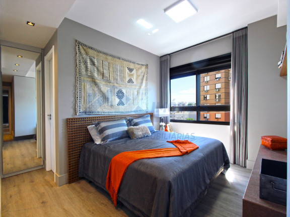 Imagem Apartamento com 2 Quartos à Venda, 82 m² em Menino Deus - Porto Alegre Imagem Apartamento com 2 Quartos à Venda, 82 m² em Menino Deus - Porto Alegre