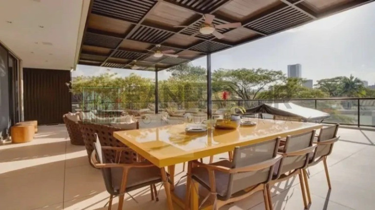 Imagem Casa com 6 Quartos à Venda, 1.300 m² em Jardim Europa - São Paulo Imagem Casa com 6 Quartos à Venda, 1.300 m² em Jardim Europa - São Paulo