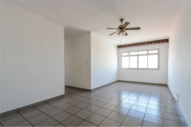 Imóvel com 3 Quartos à Venda,  em Vila Gumercindo - São Paulo