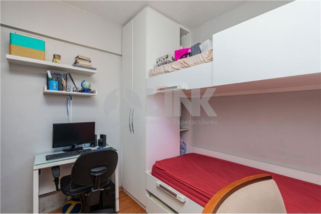 Imagem Apartamento com 2 Quartos à Venda, 73 m² em Menino Deus - Porto Alegre Imagem Apartamento com 2 Quartos à Venda, 73 m² em Menino Deus - Porto Alegre