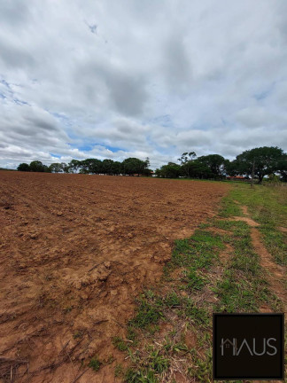 Imagem Chácara com 4 Quartos à Venda, 563 m² em Felixlândia Imagem Chácara com 4 Quartos à Venda, 563 m² em Felixlândia