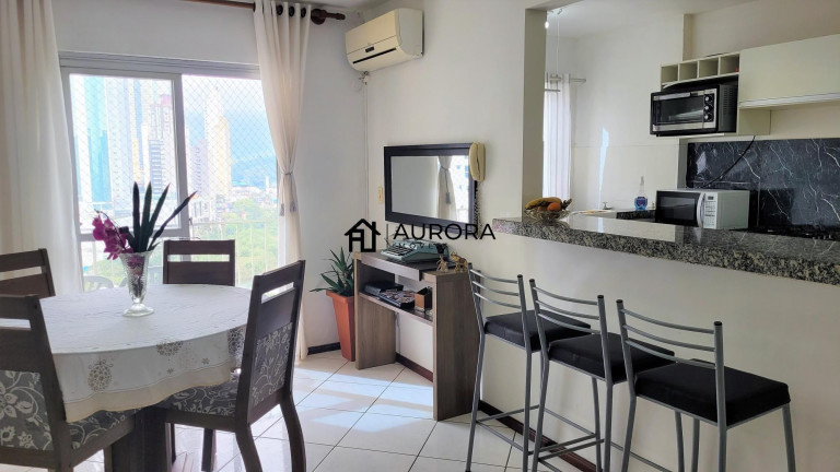 Apartamento com 2 Quartos à Venda, 75 m² em Centro - Balneário Camboriú