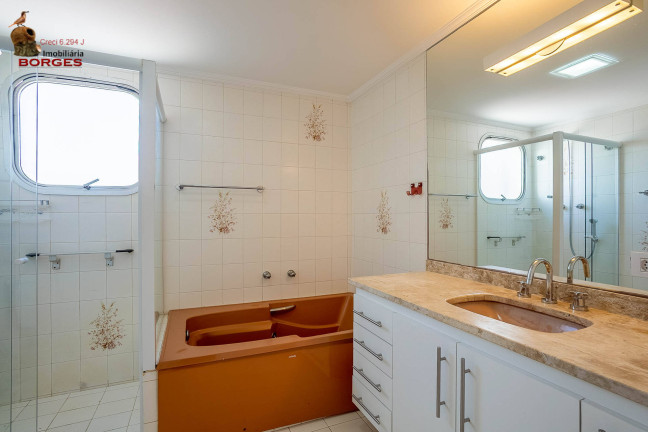 Imagem Apartamento com 4 Quartos à Venda, 196 m² em Moema - São Paulo