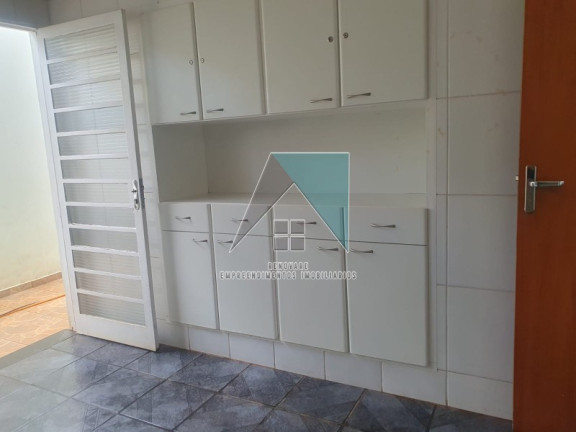 Imagem Casa com 3 Quartos à Venda, em Vila Seixas - Ribeirão Preto Imagem Casa com 3 Quartos à Venda, em Vila Seixas - Ribeirão Preto