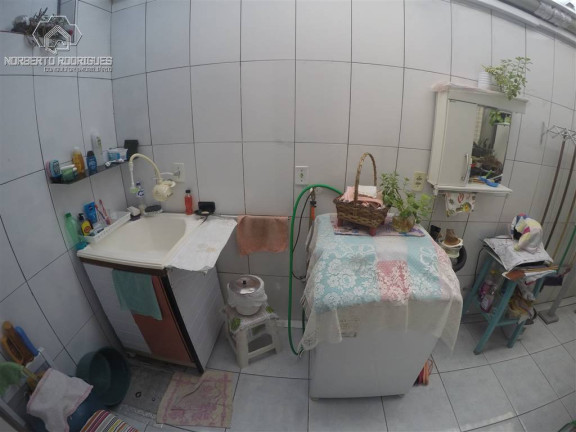 Imagem Casa com 2 Quartos à Venda, 106 m² em Guilhermina - Praia Grande