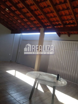 Imagem Casa com 3 Quartos à Venda, 200 m² em Cidade Nova - Uberaba Imagem Casa com 3 Quartos à Venda, 200 m² em Cidade Nova - Uberaba