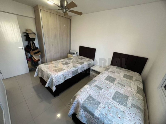 Imagem Apartamento com 2 Quartos à Venda, 90 m²
