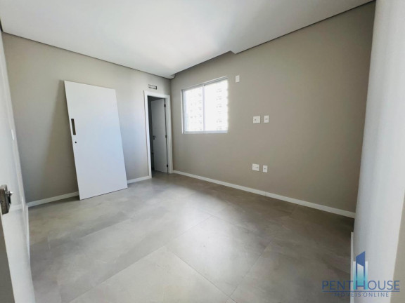 Imagem Apartamento com 2 Quartos à Venda, 93 m² em Centro - Balneário Camboriú