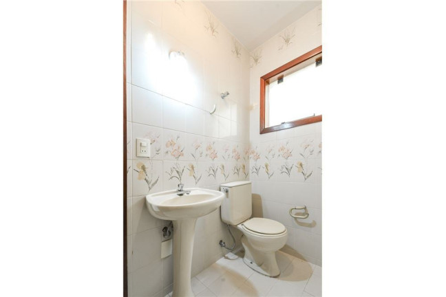 Imagem Casa com 3 Quartos à Venda, em Vila Madalena - São Paulo Imagem Casa com 3 Quartos à Venda, em Vila Madalena - São Paulo
