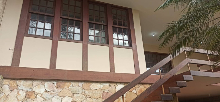 Imagem Casa com 4 Quartos à Venda, 250 m² em Gutierrez - Belo Horizonte
