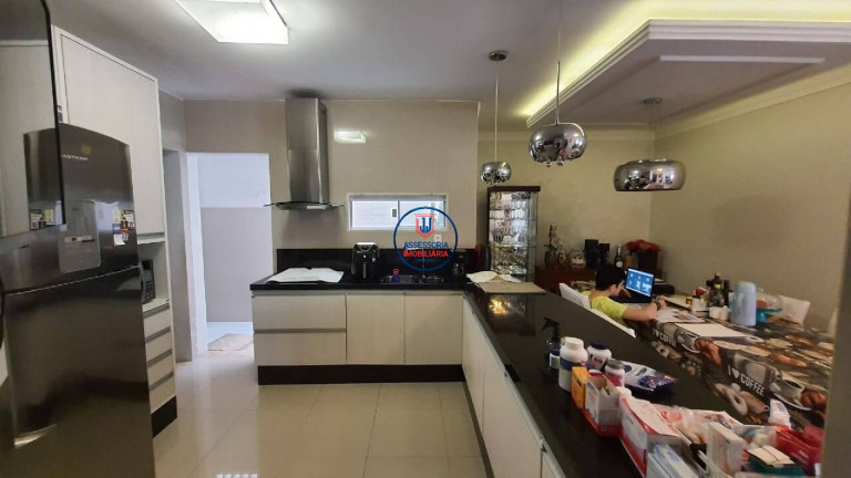 Imagem Casa com 3 Quartos para Alugar ou Temporada, 240 m² em Nova Parnamirim - Parnamirim Imagem Casa com 3 Quartos para Alugar ou Temporada, 240 m² em Nova Parnamirim - Parnamirim
