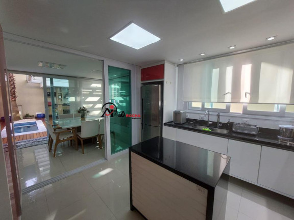 Imagem Casa com 4 Quartos à Venda, 270 m² em Alphaville - Barueri Imagem Casa com 4 Quartos à Venda, 270 m² em Alphaville - Barueri