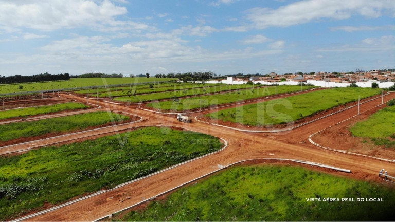 Imagem Terreno à Venda, 150 m² em Taboãozinho - Itapetininga Imagem Terreno à Venda, 150 m² em Taboãozinho - Itapetininga
