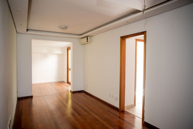 Imagem Apartamento com 2 Quartos à Venda, 95 m² em Petrópolis - Porto Alegre Imagem Apartamento com 2 Quartos à Venda, 95 m² em Petrópolis - Porto Alegre