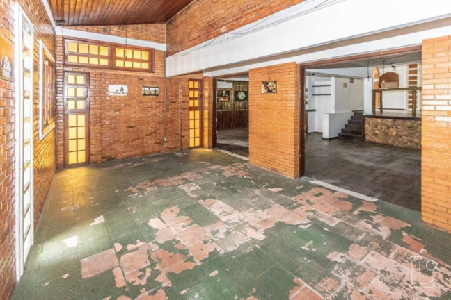Imagem Imóvel à Venda, 350 m² em Tristeza - Porto Alegre Imagem Imóvel à Venda, 350 m² em Tristeza - Porto Alegre