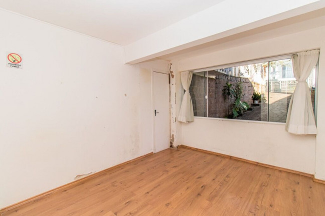 Casa com 9 Quartos à Venda, 316 m² em Três Figueiras - Porto Alegre