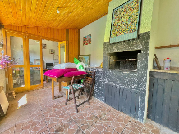 Imagem Casa com 2 Quartos à Venda, 41 m²