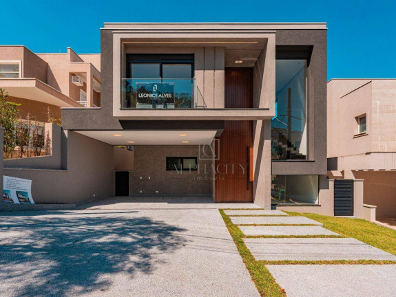 Imagem Casa com 4 Quartos à Venda, 350 m² em Alphaville - Santana De Parnaíba Imagem Casa com 4 Quartos à Venda, 350 m² em Alphaville - Santana De Parnaíba