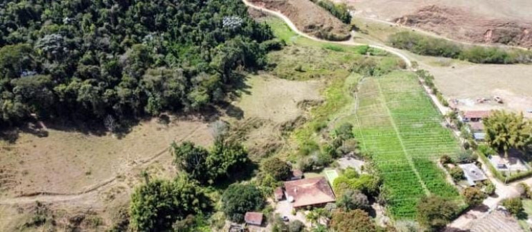 Imagem Imóvel com 3 Quartos à Venda, 580.800 m² em Centro - São José Do Vale Do Rio Preto
