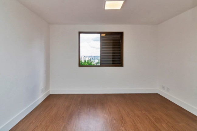 Imagem Apartamento com 2 Quartos à Venda, 126 m² em Pinheiros - São Paulo Imagem Apartamento com 2 Quartos à Venda, 126 m² em Pinheiros - São Paulo