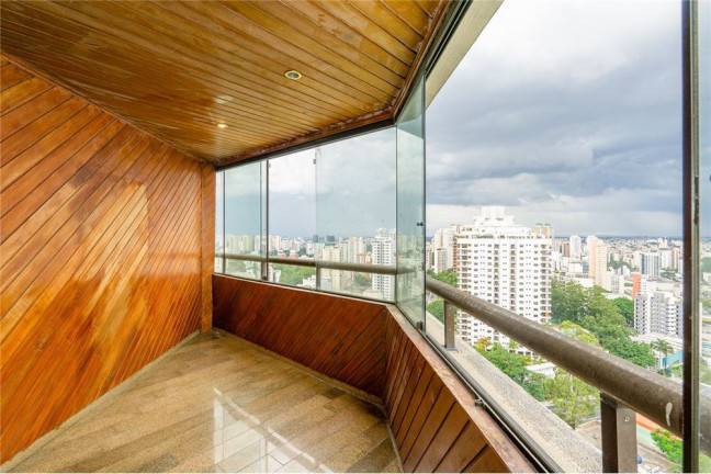 Imagem Imóvel com 3 Quartos à Venda, em Vila Andrade - São Paulo Imagem Imóvel com 3 Quartos à Venda, em Vila Andrade - São Paulo