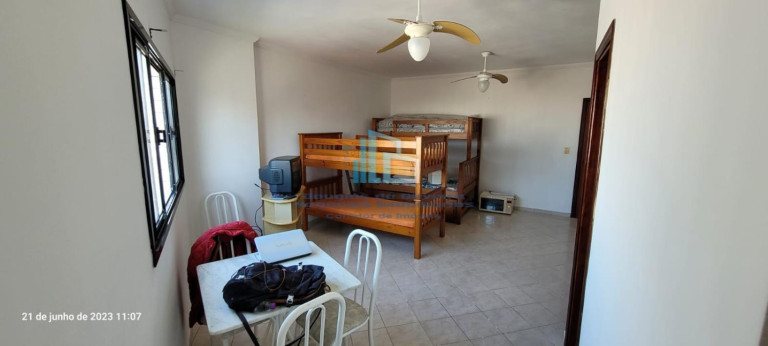 Imagem Kitnet à Venda, 35 m² em Tupi - Praia Grande Imagem Kitnet à Venda, 35 m² em Tupi - Praia Grande