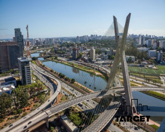 Imóvel para Alugar, 463 m² em Cidade Monções - São Paulo