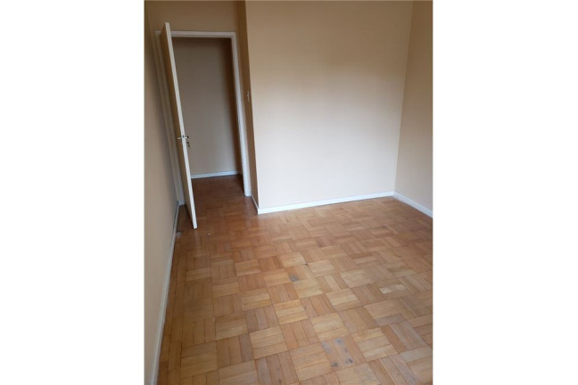 Imagem Imóvel com 2 Quartos à Venda,  em Auxiliadora - Porto Alegre
