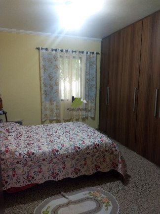 Imagem Casa com 3 Quartos à Venda, 198 m²
