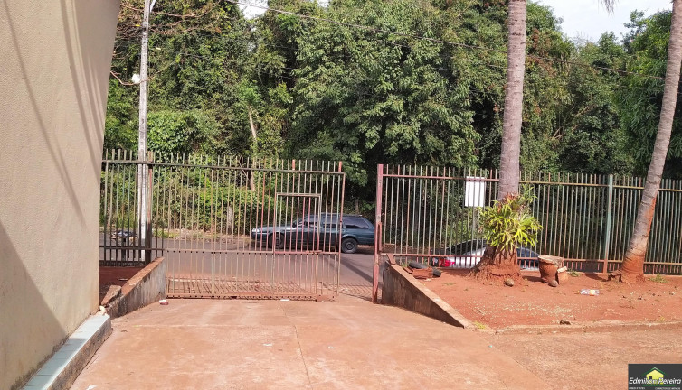 Imagem Casa com 3 Quartos à Venda, 80 m² em Califórnia - Londrina