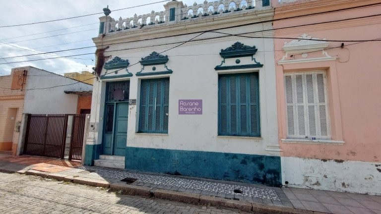 Imagem Casa com 2 Quartos à Venda, 100 m² em Centro - Rio Grande Imagem Casa com 2 Quartos à Venda, 100 m² em Centro - Rio Grande