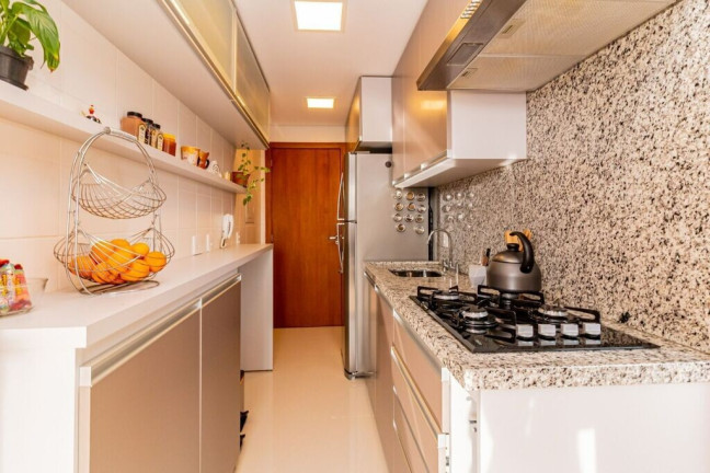 Imagem Apartamento com 2 Quartos à Venda, 75 m² em Petrópolis - Porto Alegre Imagem Apartamento com 2 Quartos à Venda, 75 m² em Petrópolis - Porto Alegre