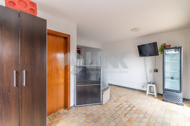 Imagem Imóvel com 2 Quartos à Venda, 146 m² em Santana - Porto Alegre Imagem Imóvel com 2 Quartos à Venda, 146 m² em Santana - Porto Alegre