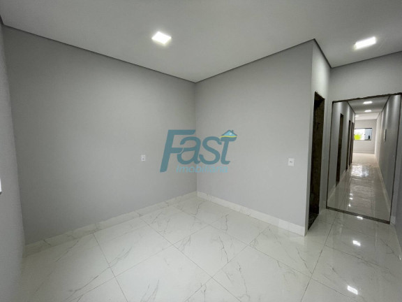 Imagem Casa com 3 Quartos à Venda, 180 m² em Jardim Comodoro - Cuiabá Imagem Casa com 3 Quartos à Venda, 180 m² em Jardim Comodoro - Cuiabá