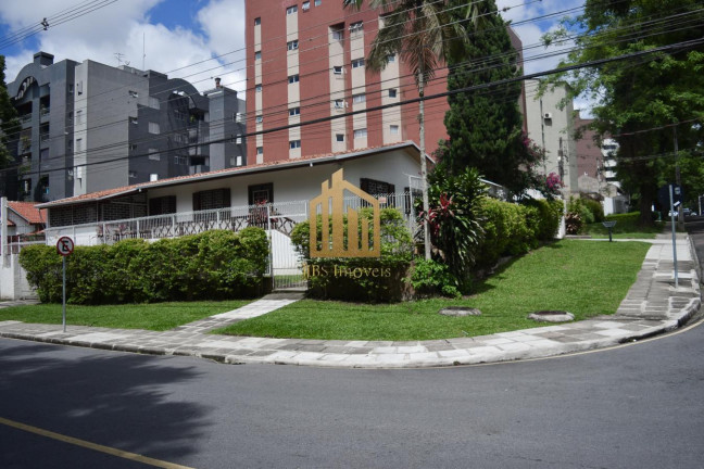 Imagem Casa com 4 Quartos à Venda, 230 m² em Ahú - Curitiba