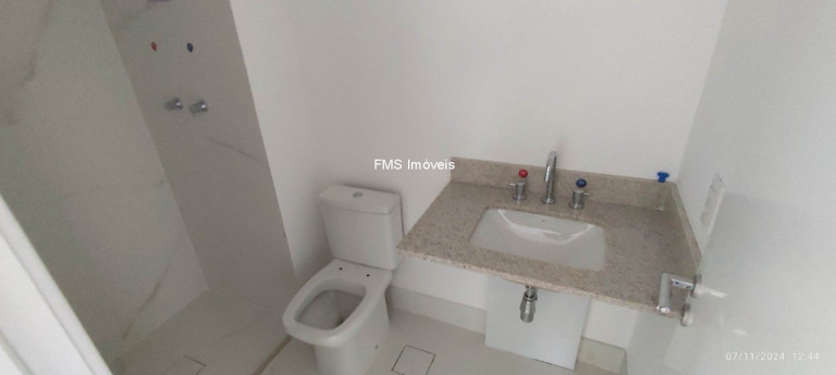 Imagem Imóvel com 3 Quartos à Venda, 77 m² em Moema - São Paulo Imagem Imóvel com 3 Quartos à Venda, 77 m² em Moema - São Paulo