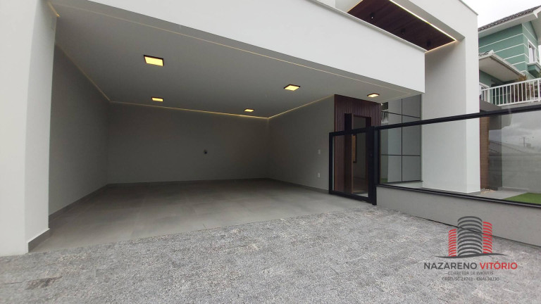 Imagem Casa com 3 Quartos à Venda, 163 m² em Pedra Branca - Palhoça Imagem Casa com 3 Quartos à Venda, 163 m² em Pedra Branca - Palhoça